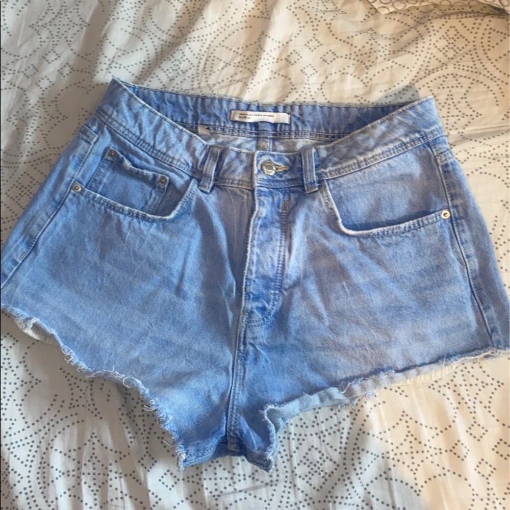 Vibrant blue ZARA  denim shorts